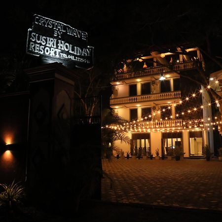 Crystal Wave Holiday Resort Polhena 马特勒 外观 照片