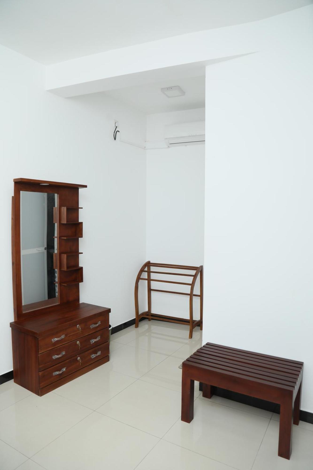 Crystal Wave Holiday Resort Polhena 马特勒 外观 照片